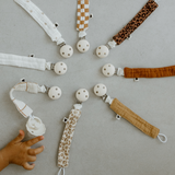 Attache tétine gaze coeurs - blanc