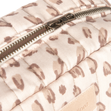 TROUSSE DE TOILETTE HYDE PARK IMPERMÉABLE, leonie latte
